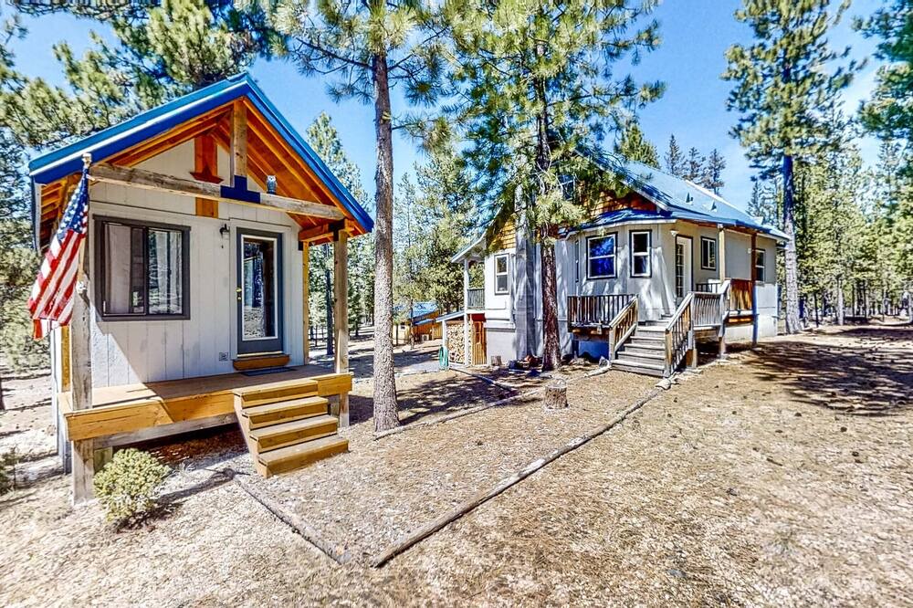 Photo of Others in Crescent