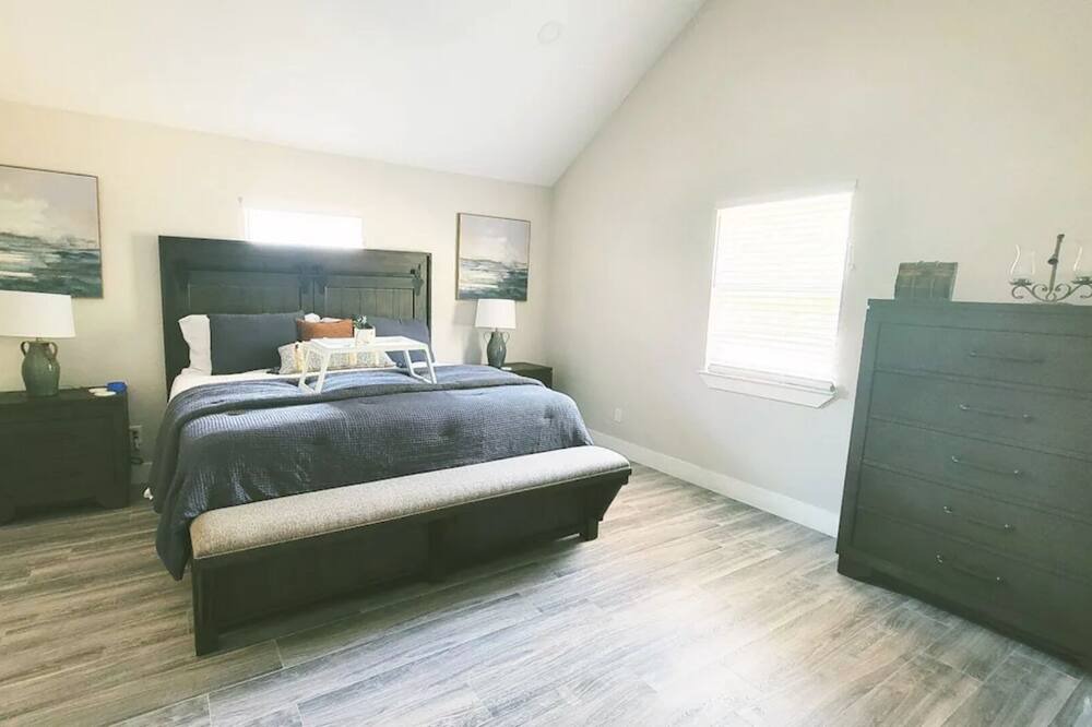 Photo of Bedroom in Terrell