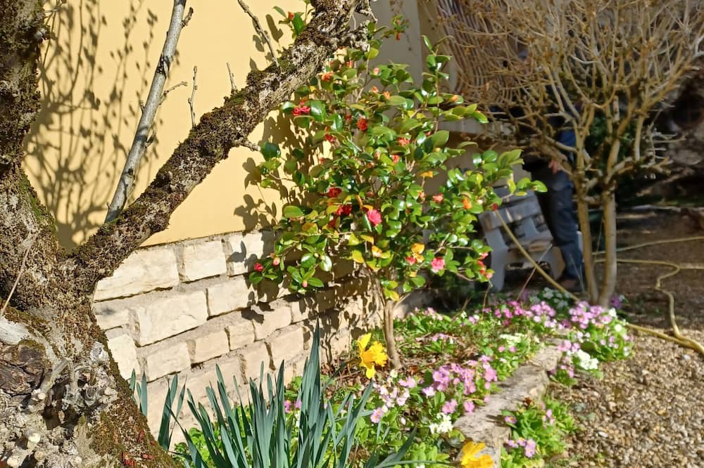Photo of Outdoor in Verdun-sur-le-Doubs