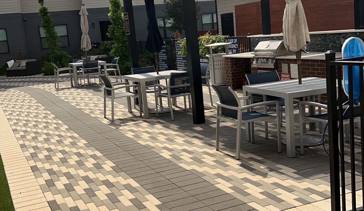Photo of Outdoor in Spring Branch East
