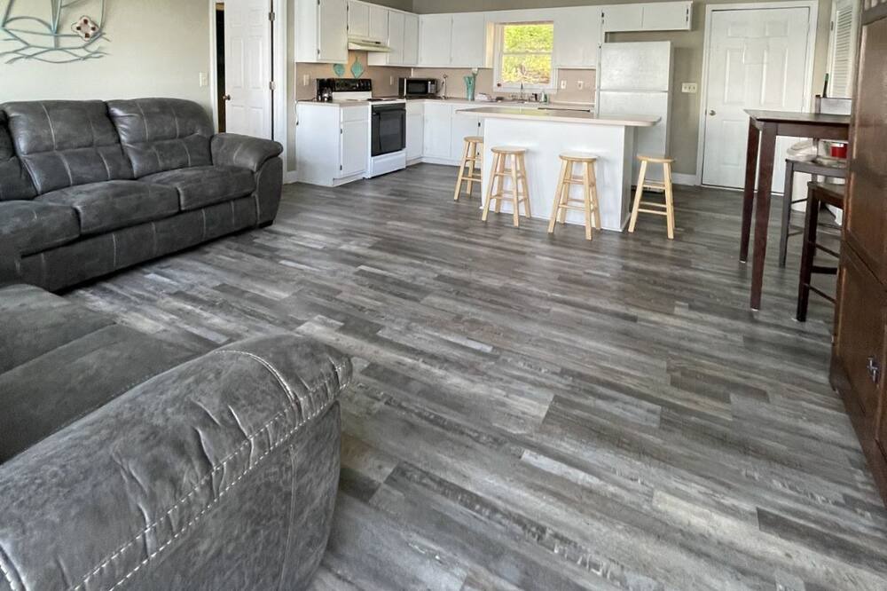 Photo of Livingroom in Chambers County