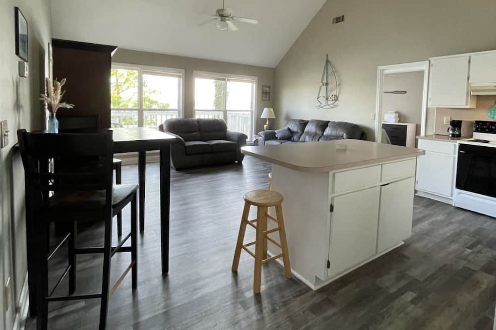 Photo of Kitchen in Chambers County