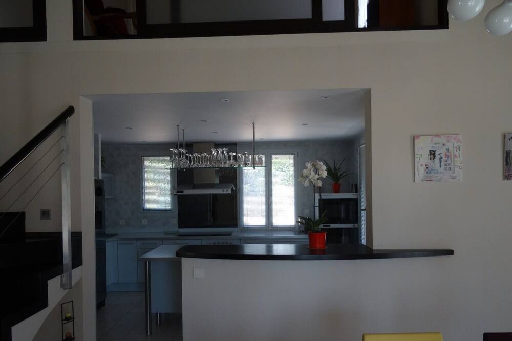 Photo of Others in Pavie