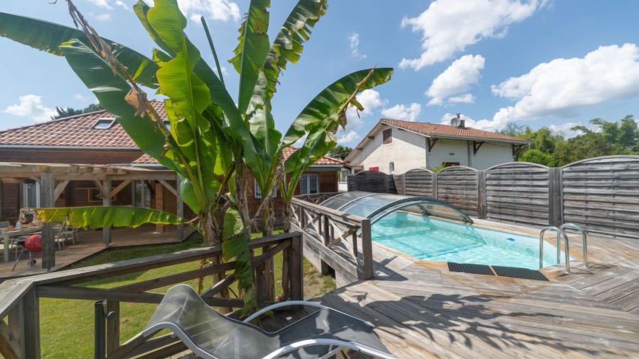 Photo of Outdoor in Mezos