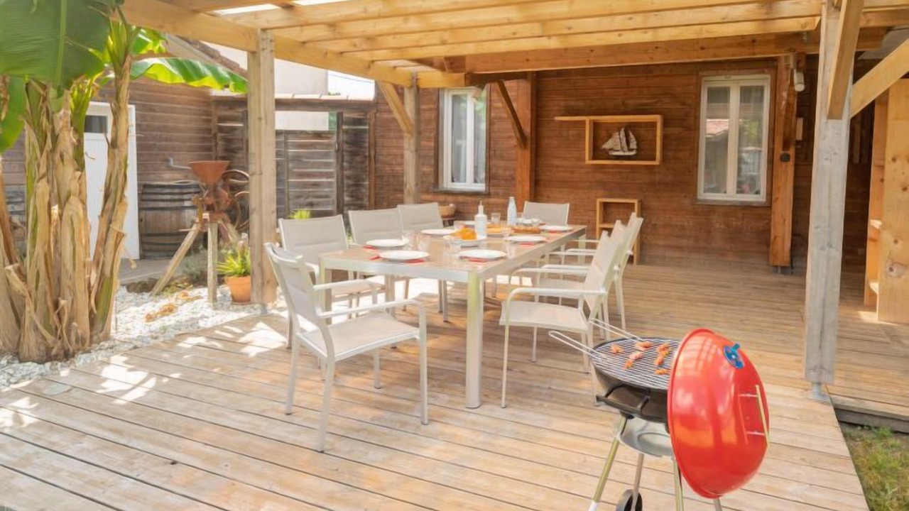 Photo of Outdoor in Mezos