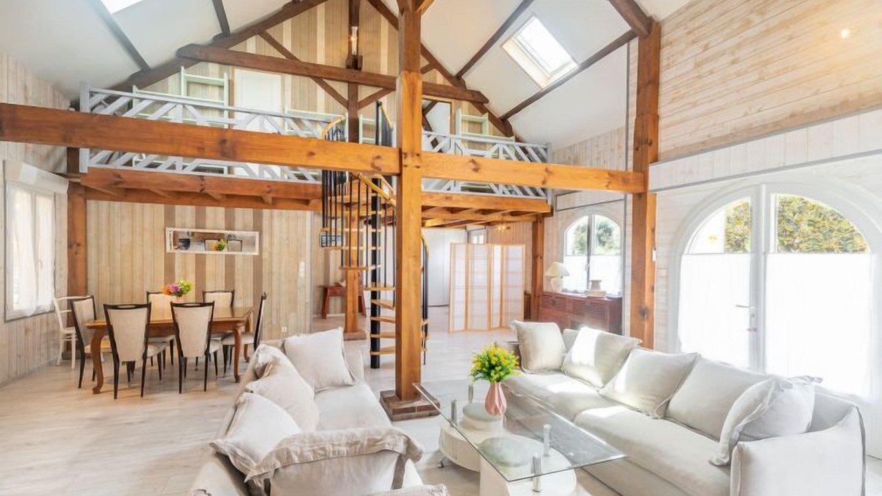 Photo of Others in Mezos