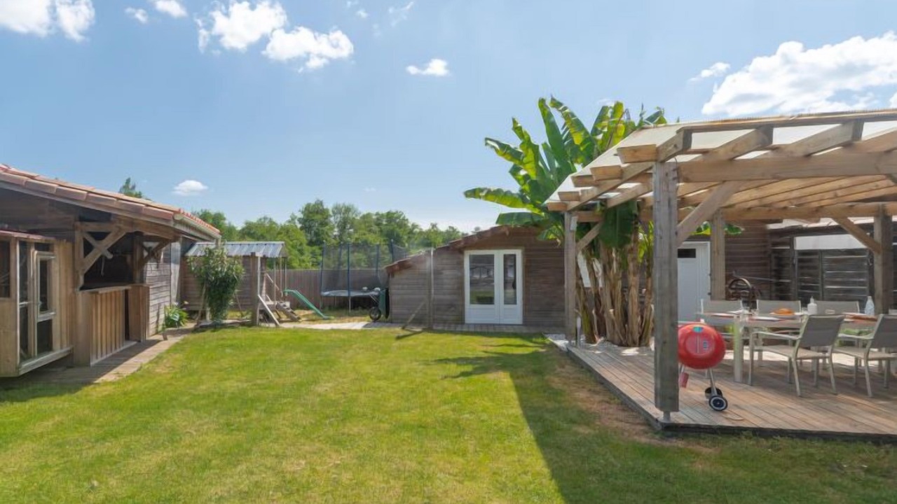 Photo of Outdoor in Mezos