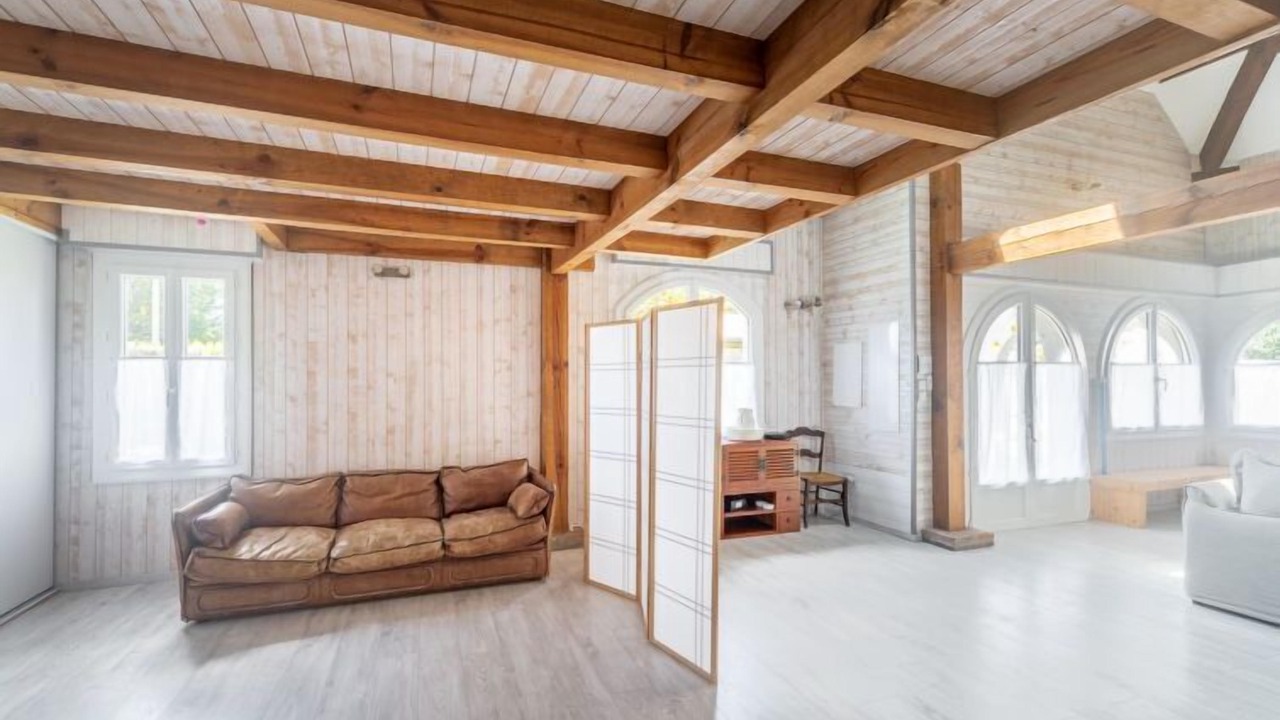 Photo of Others in Mezos