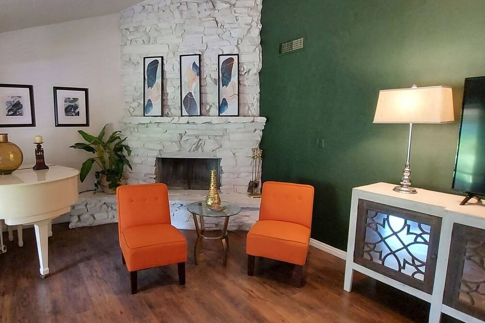 Photo of Livingroom in Shreveport