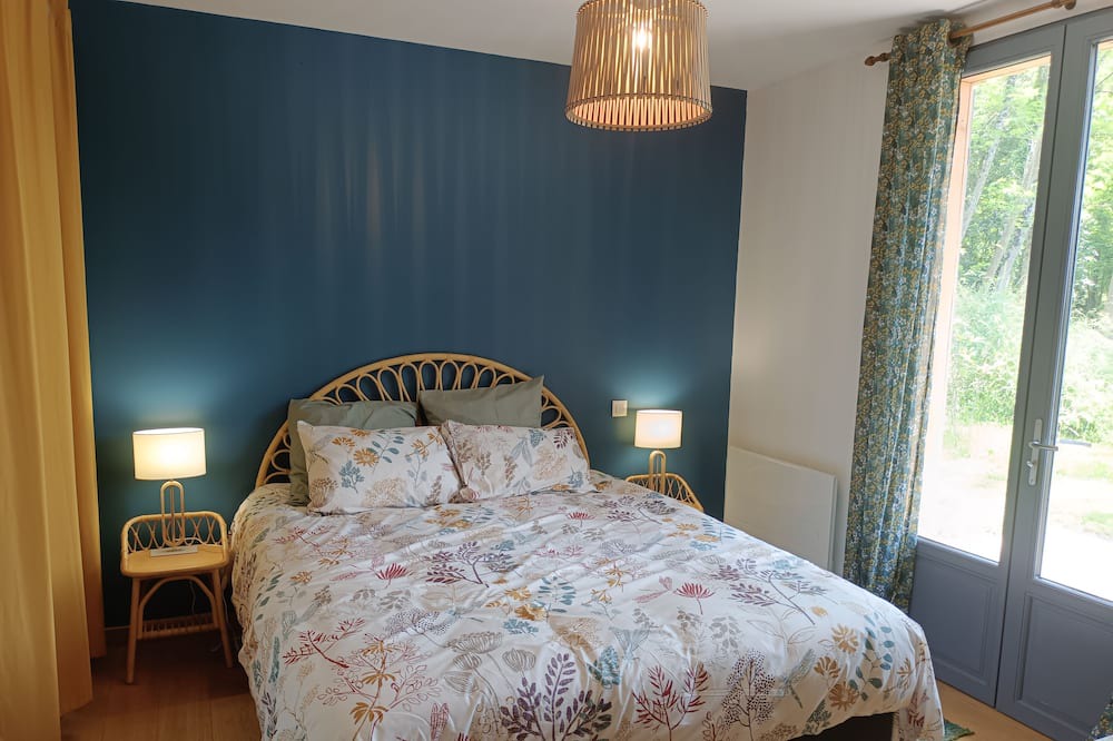 Photo of Bedroom in Sauternes
