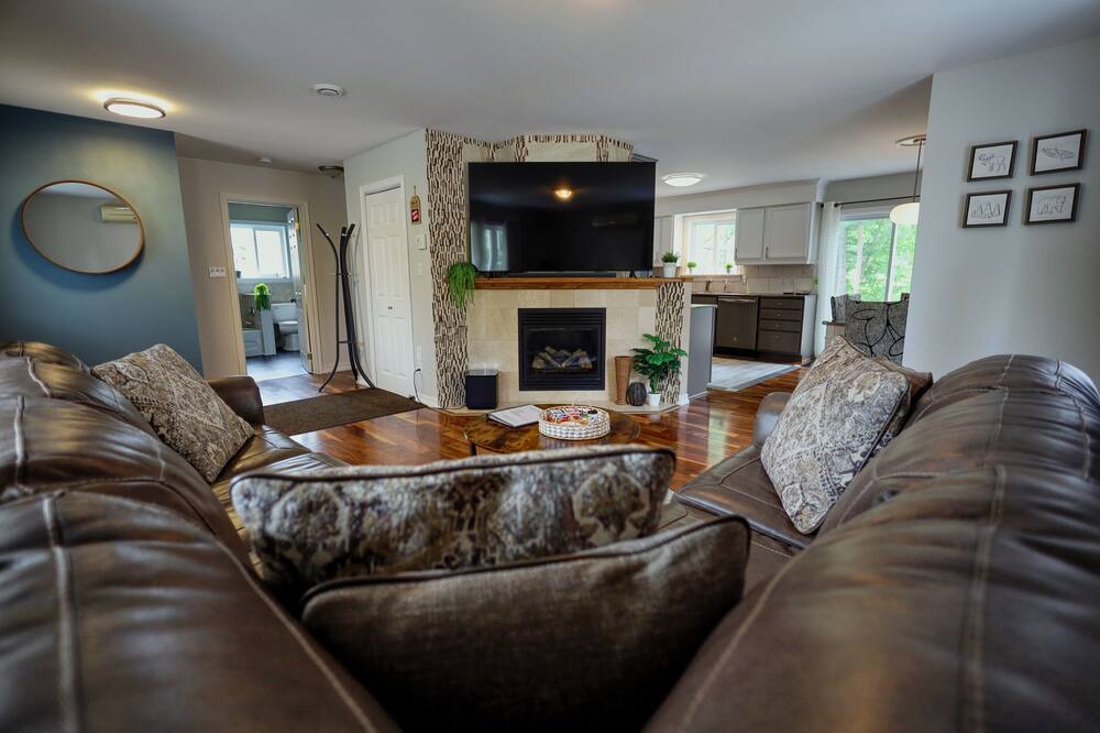 Photo of Livingroom in Sturgeon Falls