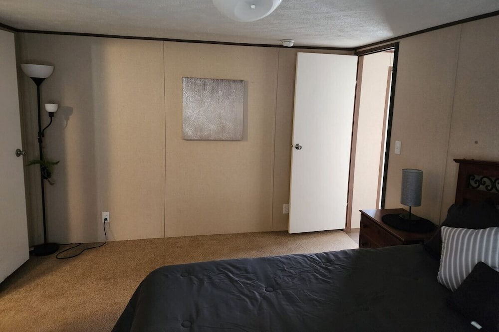 Photo of Others in Keystone