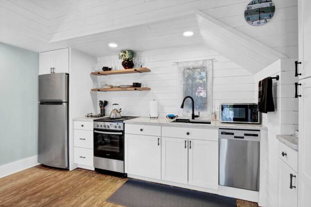 Photo of Kitchen in Wilmington Historic District