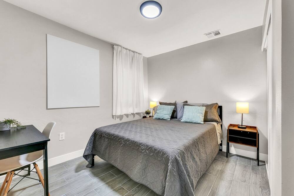 Photo of Bedroom in Townsite