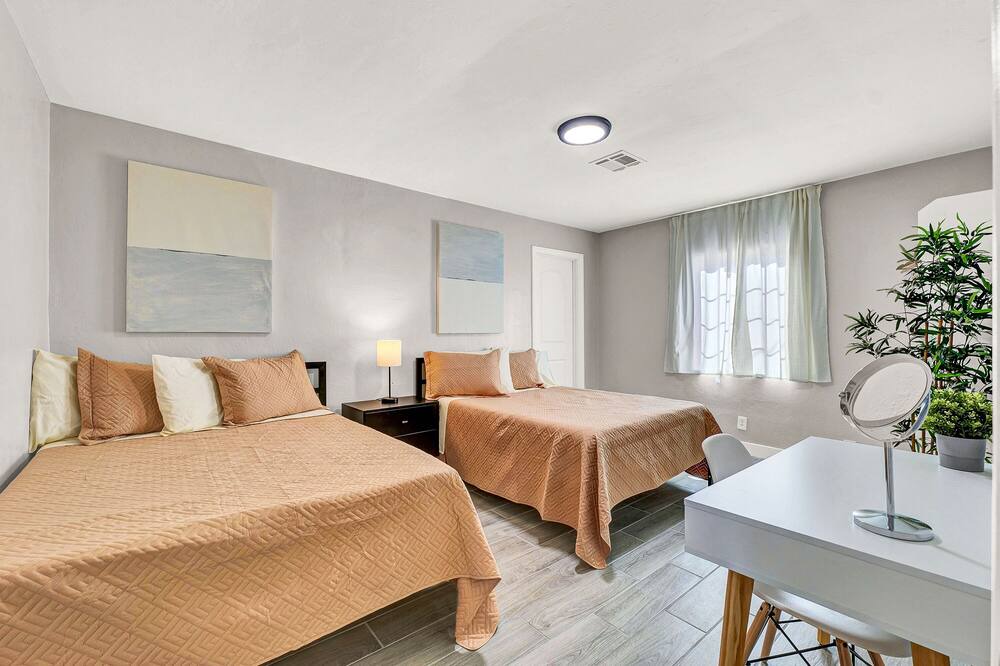 Photo of Bedroom in Townsite