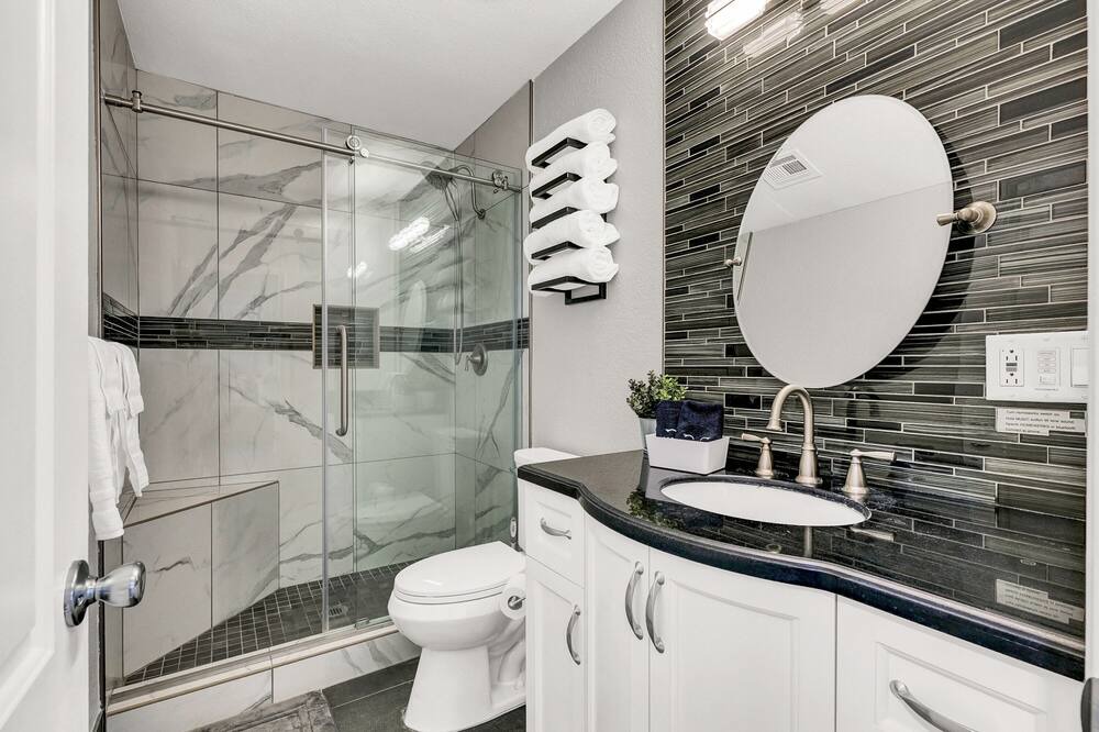 Photo of Bathroom in Townsite