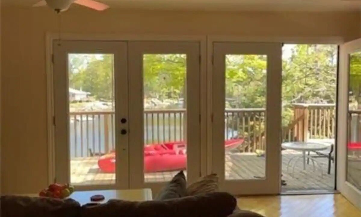 Photo of Livingroom in Frontenac