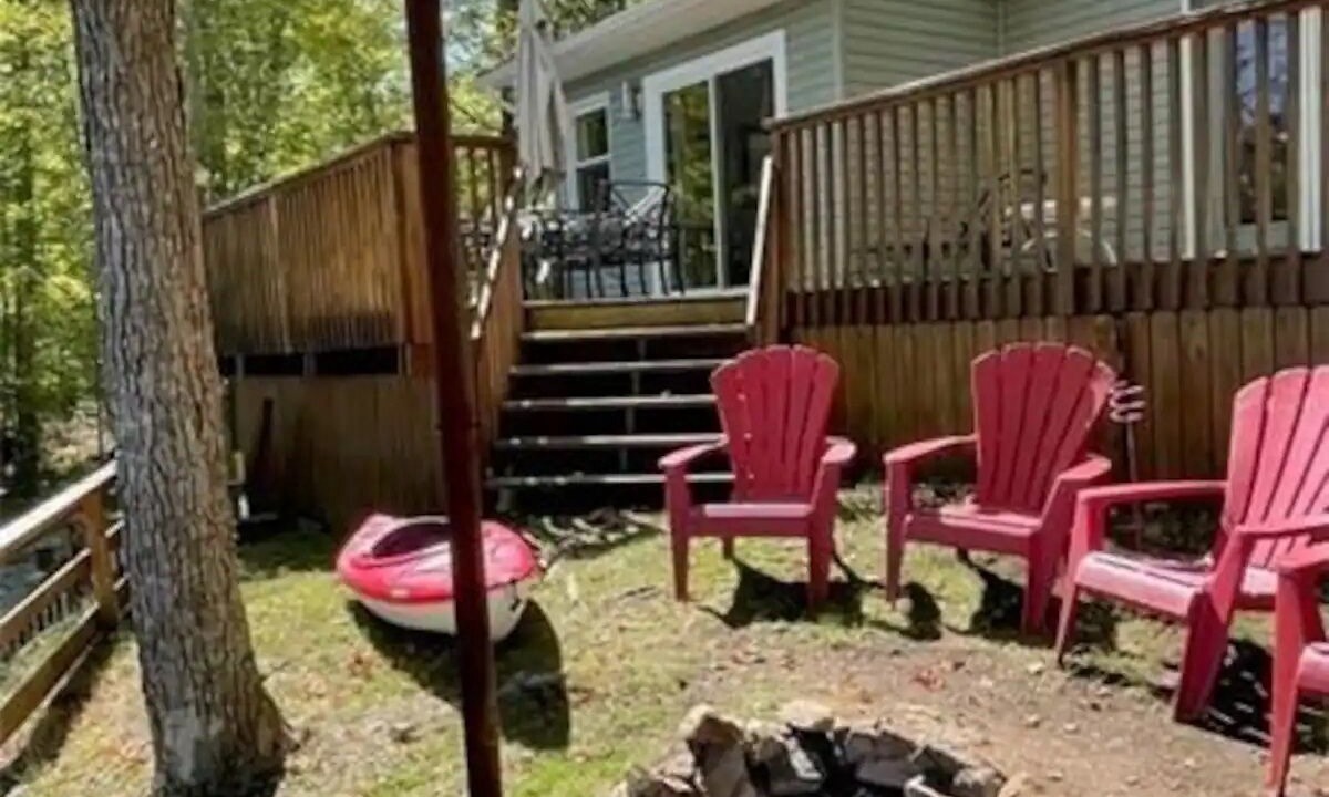 Photo of Outdoor in Frontenac