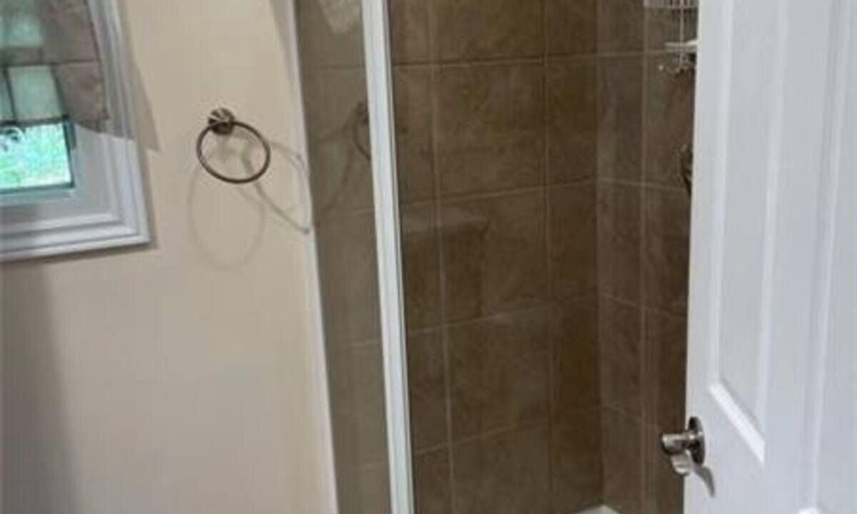 Photo of Bathroom in Frontenac