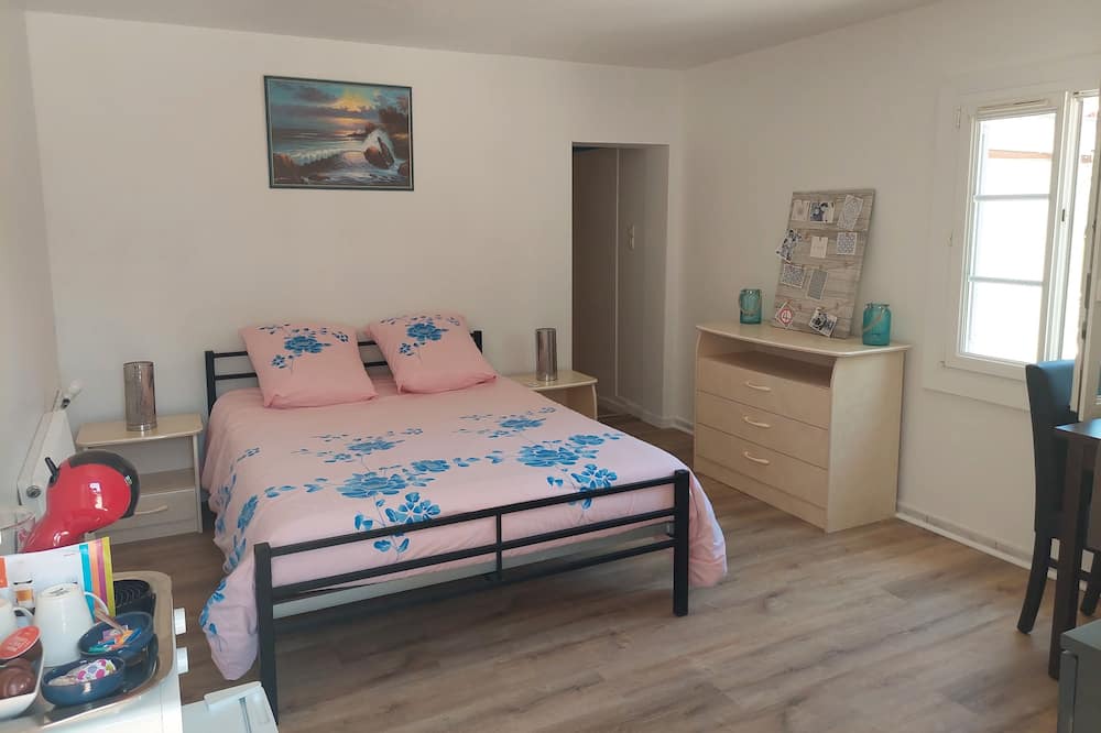 Photo of Bedroom in Saint-Colomb-de-Lauzun