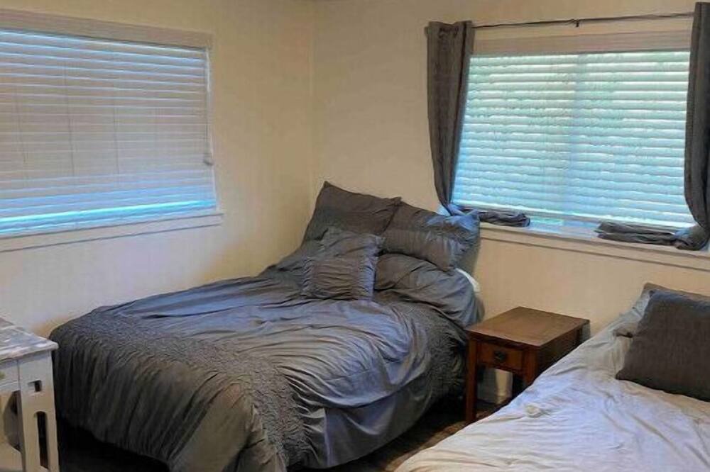 Photo of Bedroom in Gold Hill