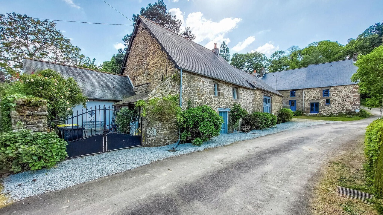 Photo of Outdoor in Bazouges-la-Perouse