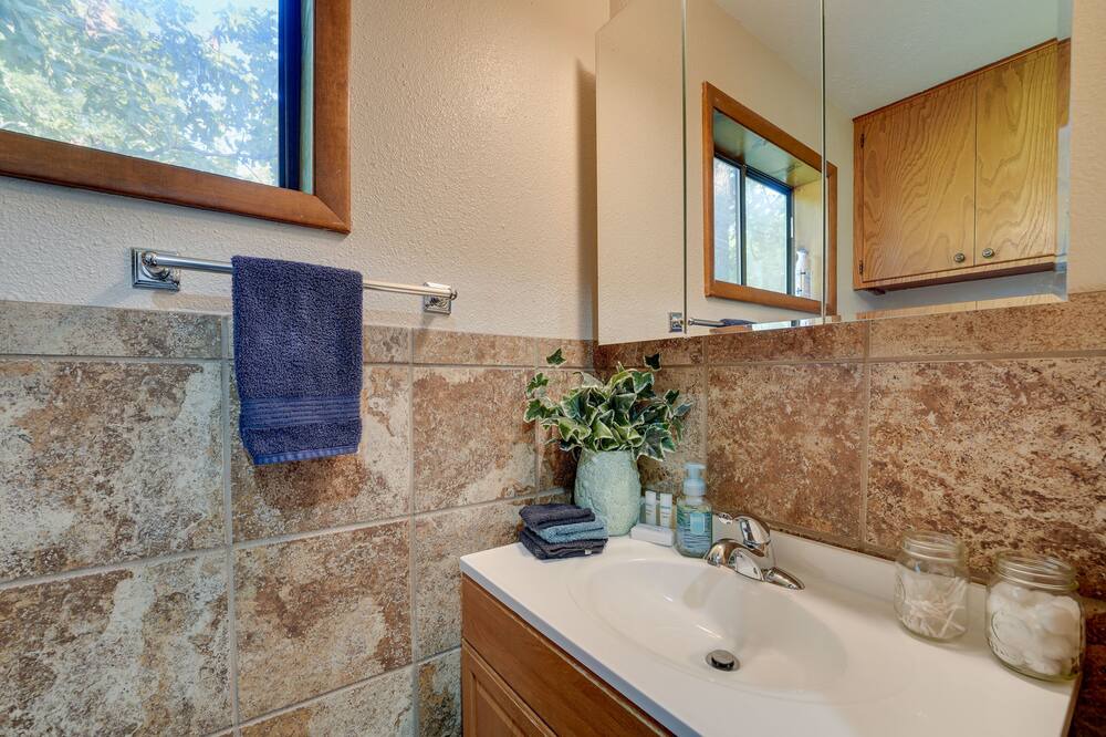 Photo of Bathroom in Diamond City