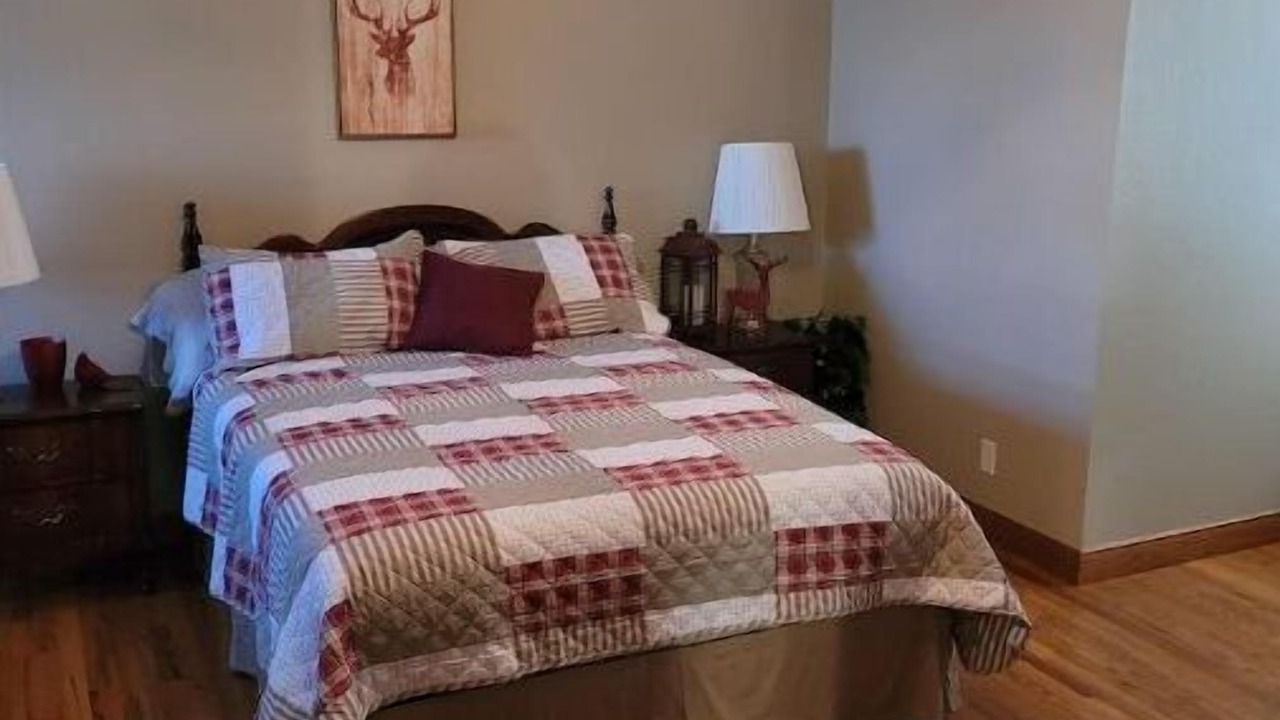 Photo of Bedroom in Cotter