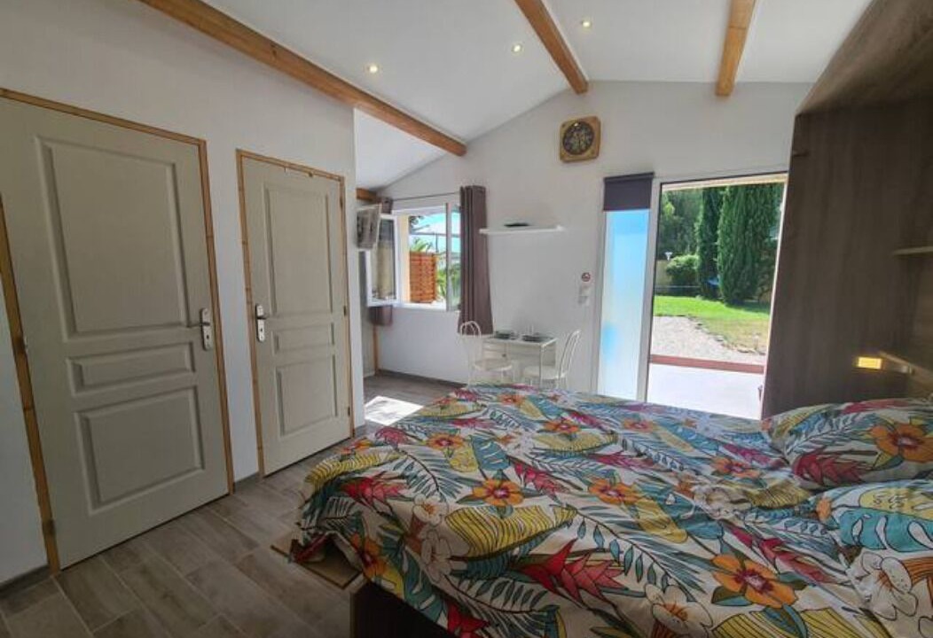 Photo of Bedroom in Servian