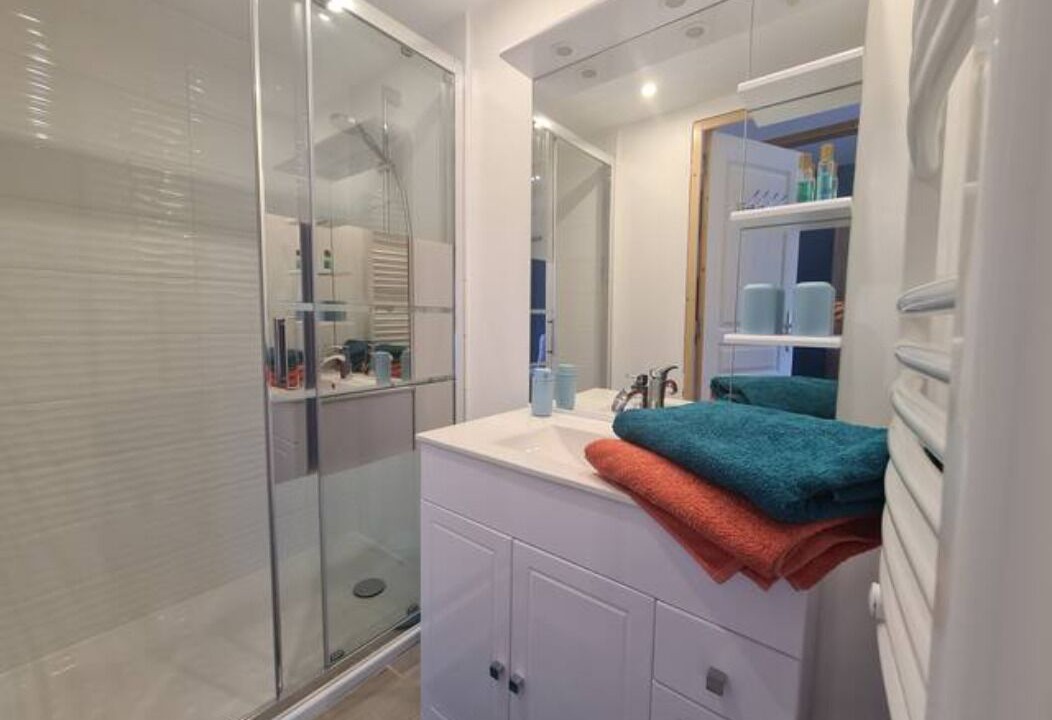Photo of Bedroom in Servian