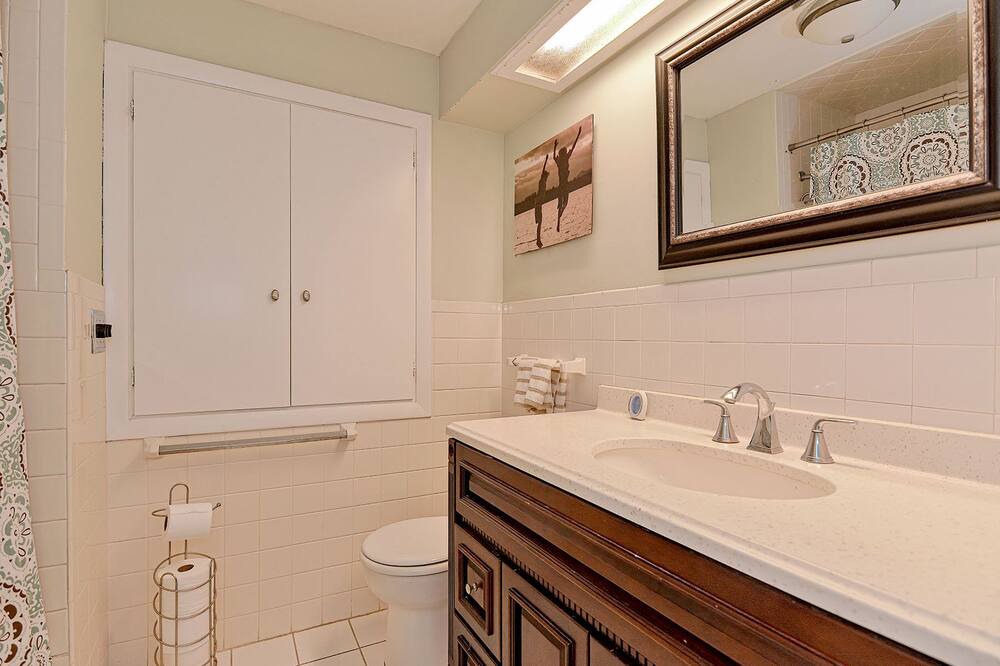 Photo of Bathroom in Rockport
