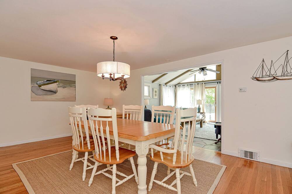 Photo of Bedroom in Rockport