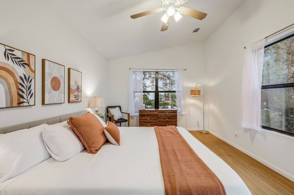Photo of Bedroom in Leander