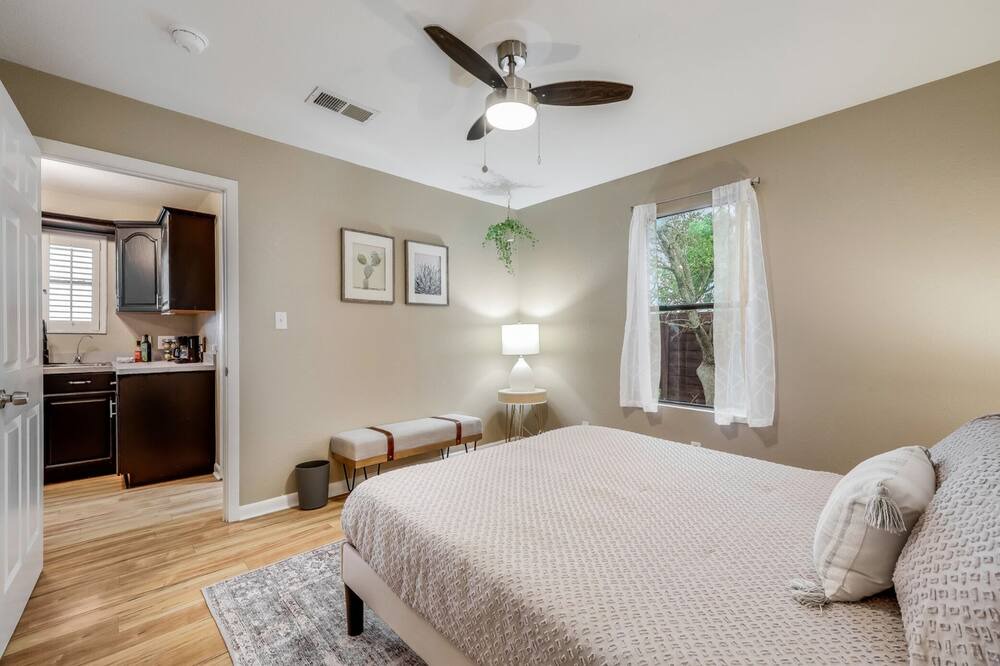 Photo of Bedroom in Leander