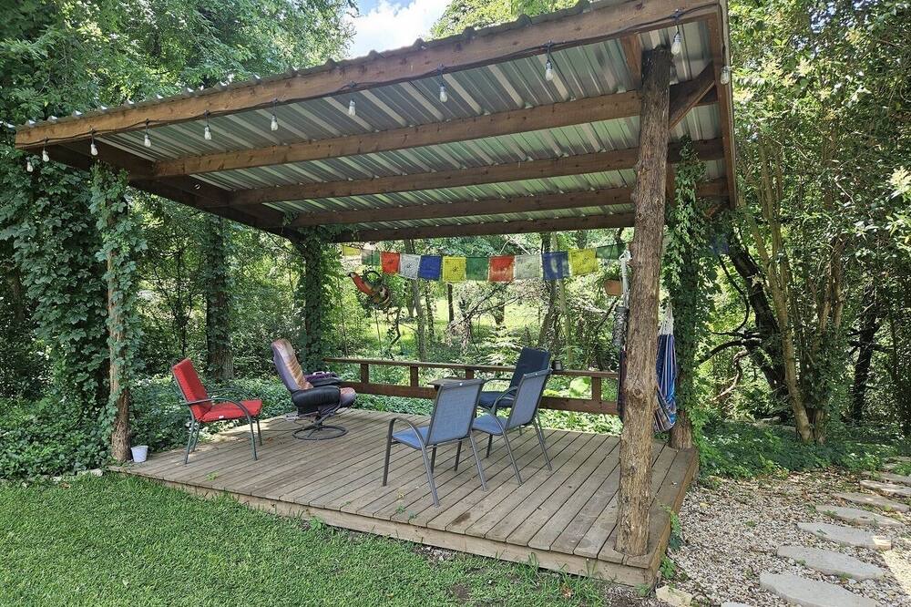 Photo of Outdoor in Dawson