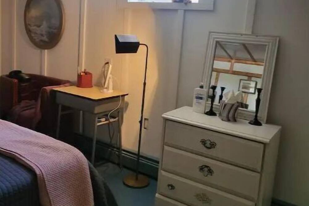 Photo of Bedroom in Kerhonkson