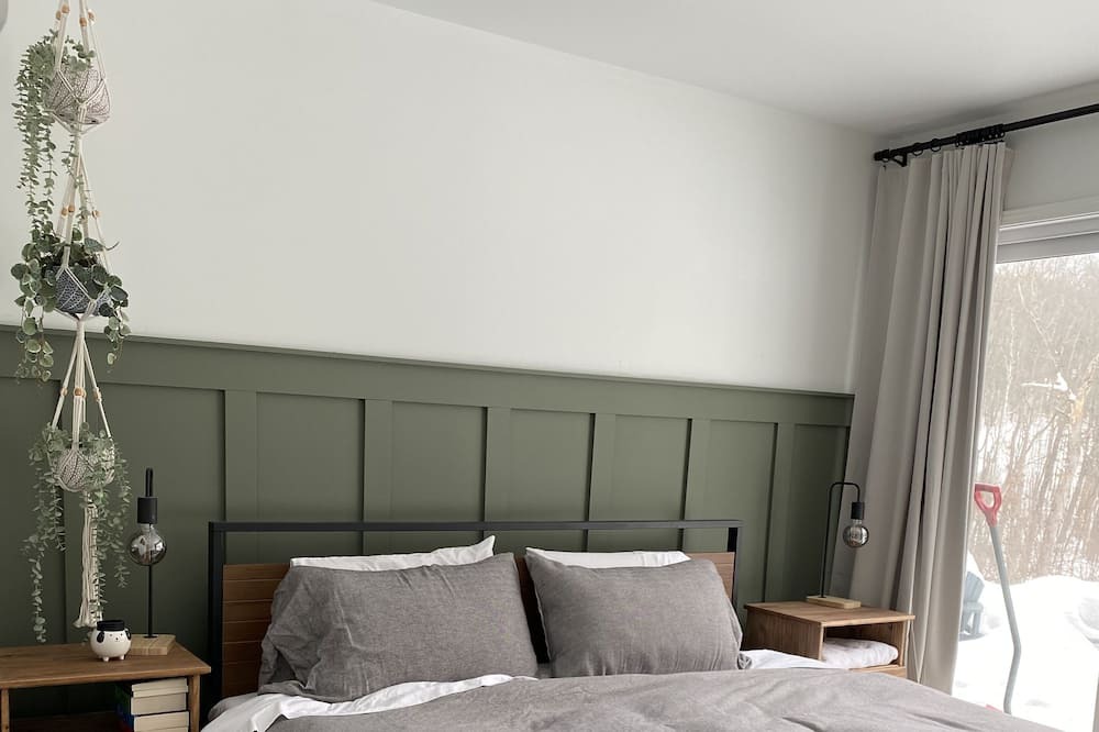Photo of Bedroom in Val-des-Monts