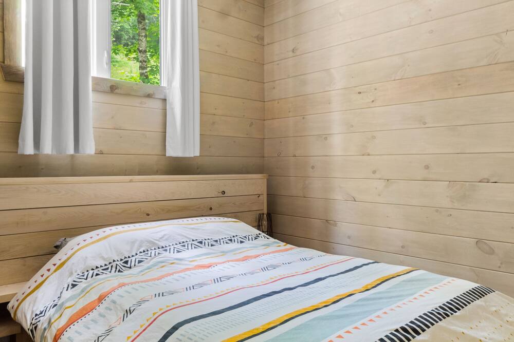 Photo of Bedroom in Mauricie