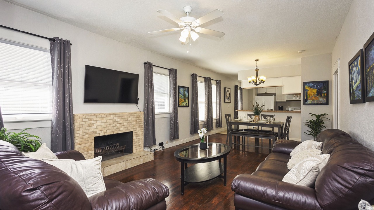 Photo of Livingroom in South Seminole Heights