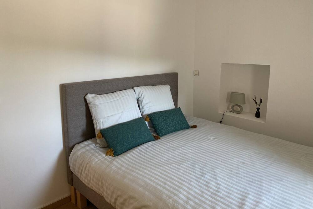 Photo of Bedroom in Forcalquier