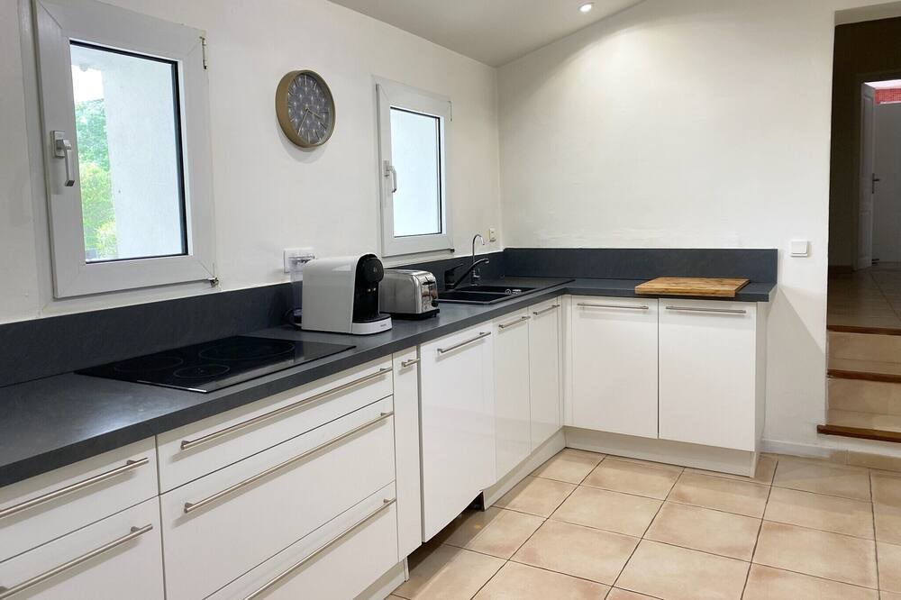 Photo of Kitchen in Forcalquier