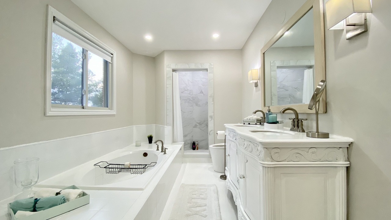 Photo of Bathroom in Aurora