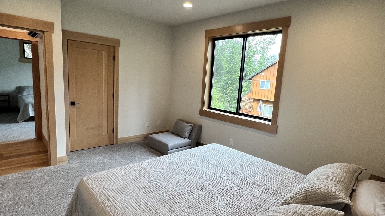 Photo of Others in Hyak