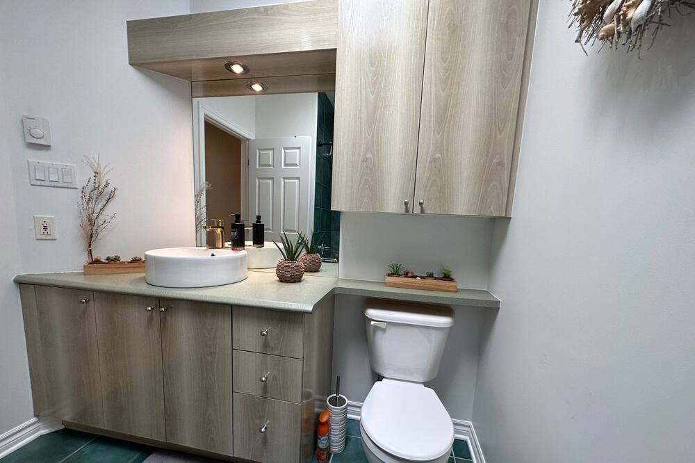 Photo of Bathroom in Saint-Laurent