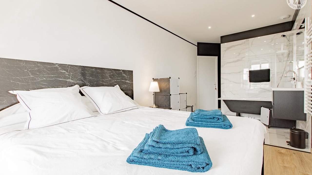 Photo of Others in Uxeau