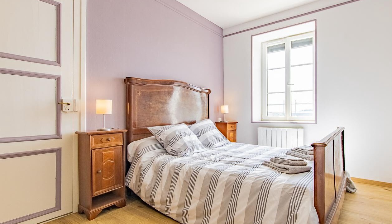 Photo of Others in Uxeau