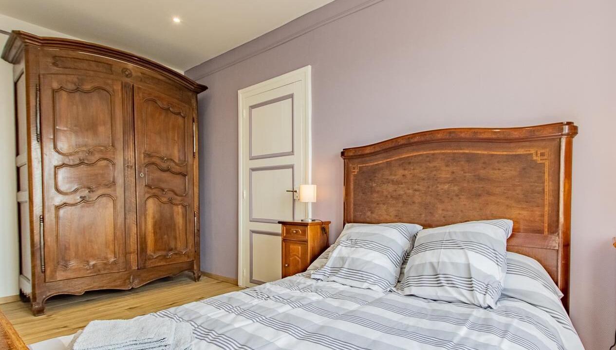 Photo of Others in Uxeau