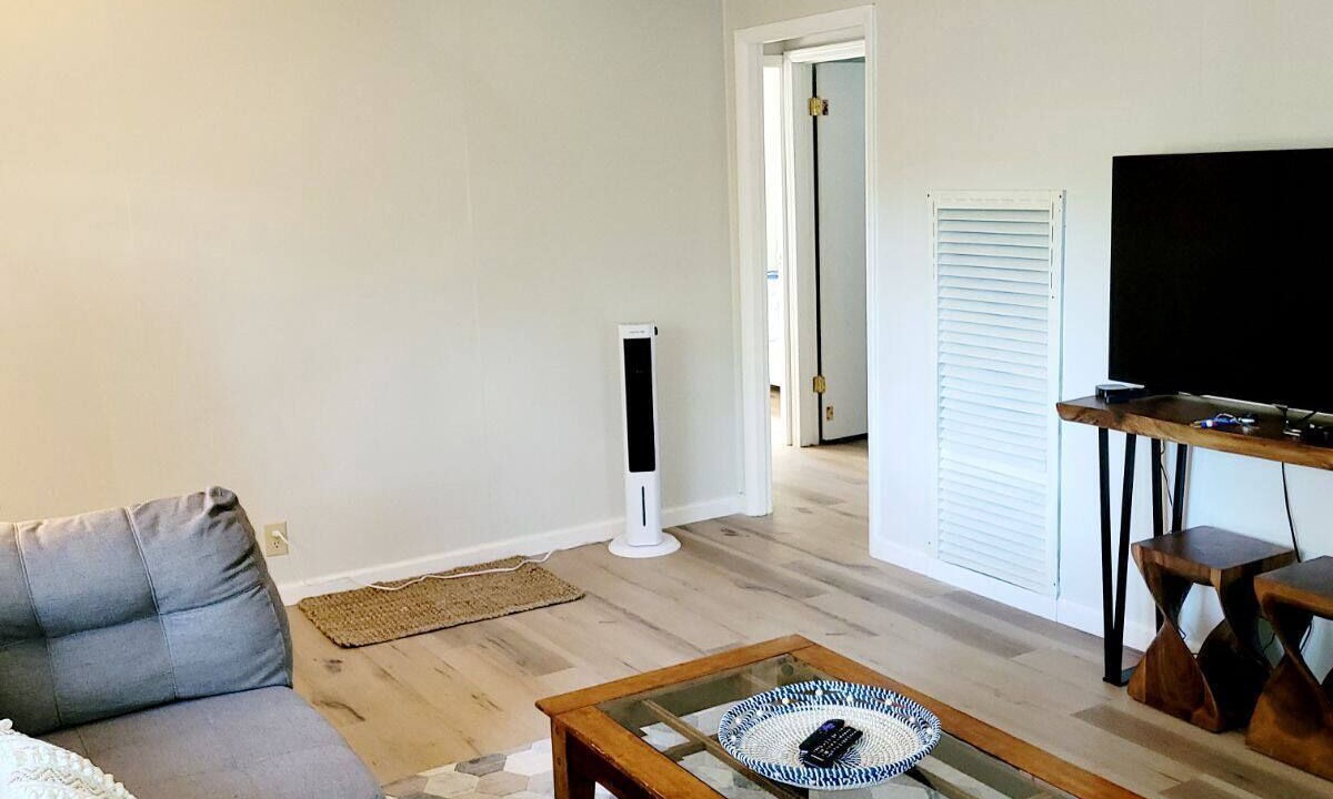Photo of Livingroom in Seneca Falls