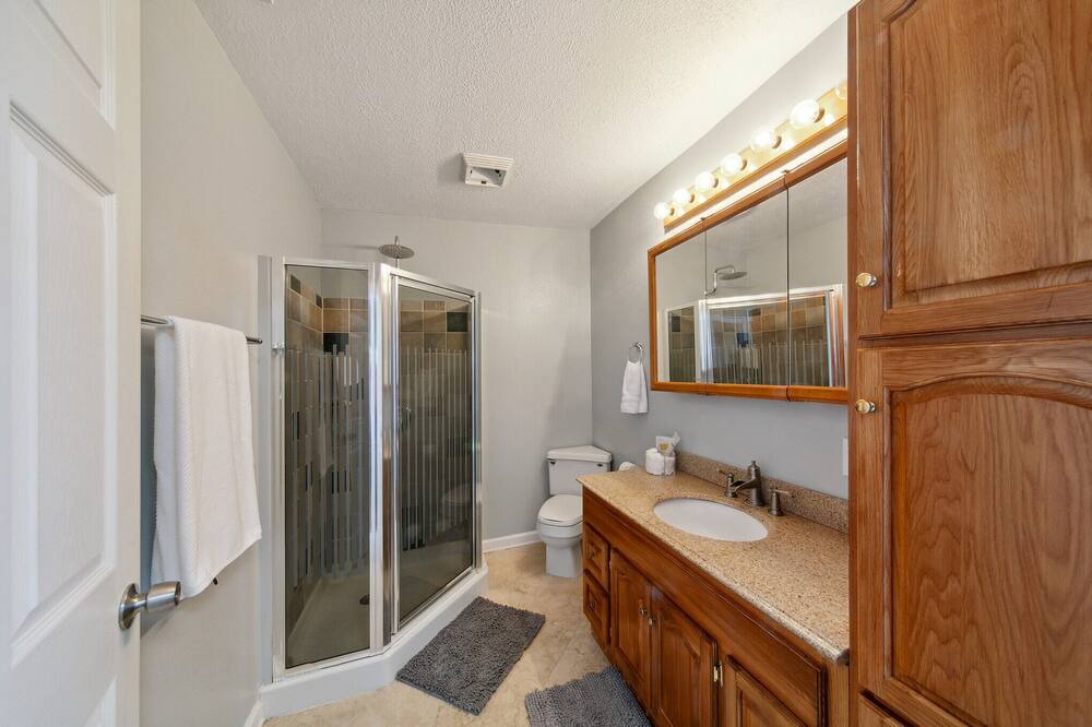 Photo of Bathroom in Kenova
