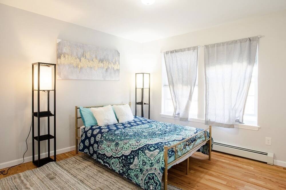 Photo of Bedroom in Middletown